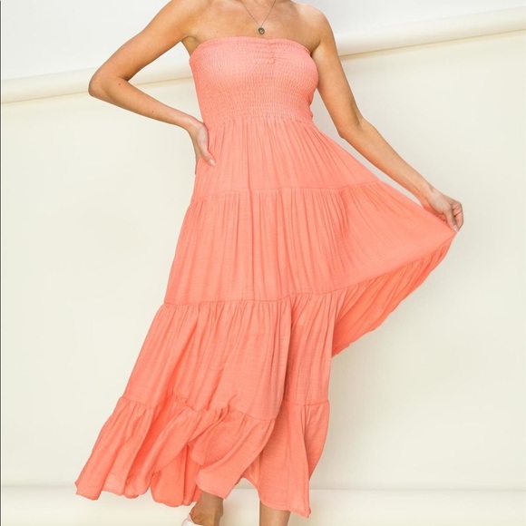 🚨🚨✨HP✨STRAPLESS MAXI DRESS - Picture 4 of 6